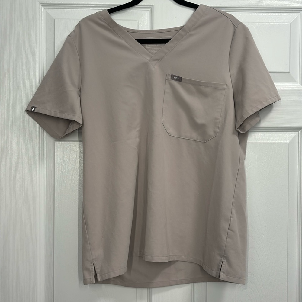 Figs Women’s Slate Catarina One Pocket Scrub Top size L